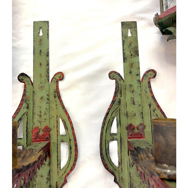 Vintage Italian Venetian Style Painted Tole Wall Sconce Candle Lanterns- A Pair For Sale - Image 14 of 18