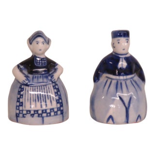 Delft Blue Salt and Pepper Shakers Man and Woman Holland Delftware For Sale
