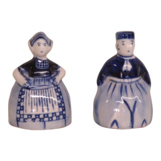 Delft Blue Salt and Pepper Shakers Man and Woman Holland Delftware For Sale