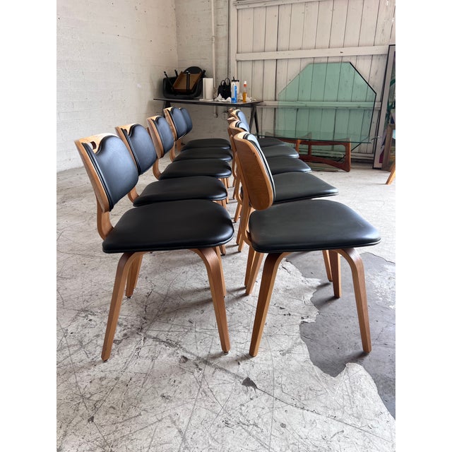 Mid Century Modern Bentwood and Leather Side Chair by Thonet For Sale - Image 12 of 14