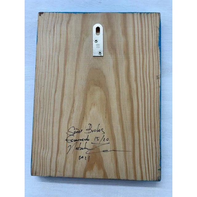 Gold Natasha Lelenco, Mr. Bucles, 2021, Mixed Media For Sale - Image 8 of 13