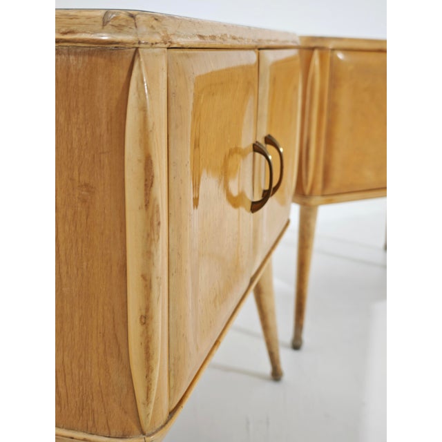Mid-Century Modern Curved Light Wood Bedside Tables, Italy, 1950s, Set of 2 For Sale - Image 16 of 18