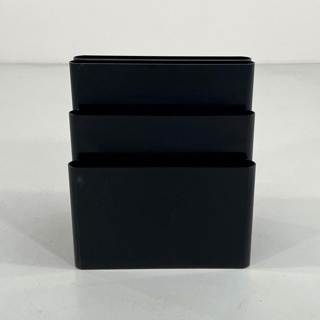 Modern Black Magazine Rack by Giotto Stoppino for Kartell, 1970s For Sale - Image 3 of 6
