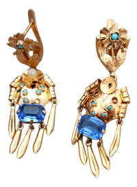 Gold Earrings with Articulated Pendants, Set of 2