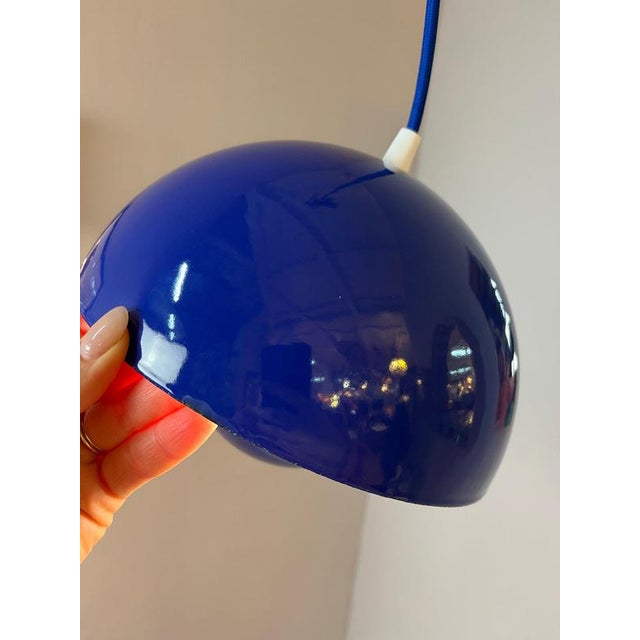 Metal Flowerpot Pendant Lamp with Blue Enamel by Verner Panton for Louis Poulsen For Sale - Image 7 of 11