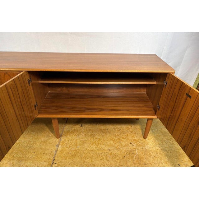 1960s Vintage Teak Sideboard from Turnidge of London, 1960 For Sale - Image 5 of 12