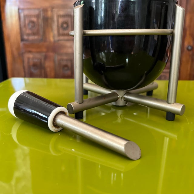 1970s 1970s Modern Mortar and Pestle With Metal Base - Set of 2 For Sale - Image 5 of 7