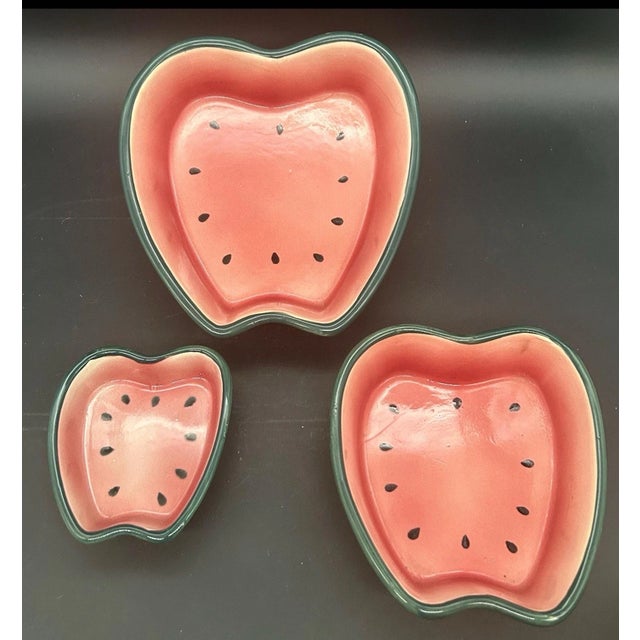 Add a cheerful pop of color to your kitchen or table with this charming 3-piece vintage ceramic watermelon nesting bowl...