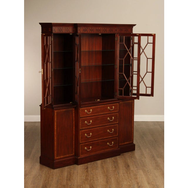 Traditional Henkel Harris Georgian Style Inlaid Mahogany Breakfront Bookcase For Sale - Image 3 of 12