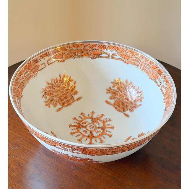 Burnt Orange 1970s Chinese Export Chinoiserie Porcelain Footed Serving Bowl in Iron-Red For Sale - Image 8 of 8