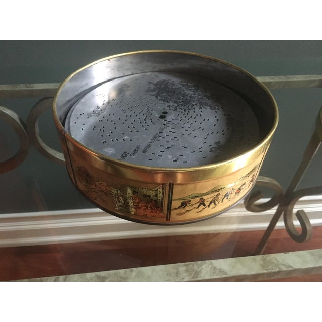 Traditional Antique Early 1900’s Regina Music Box For Sale - Image 3 of 12