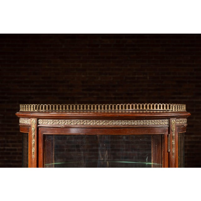 Wood Early 20th Century Louis XVI Style Mahogany Curio Cabinet For Sale - Image 7 of 15