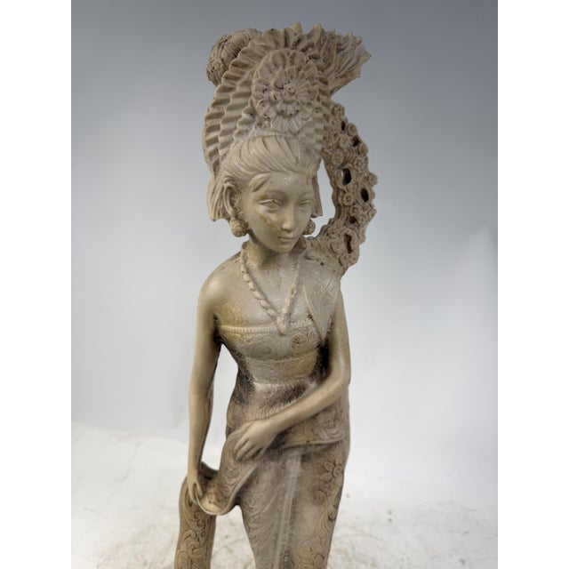 Statue of a Balinese Woman in Traditional Dress, 1970s For Sale - Image 4 of 10