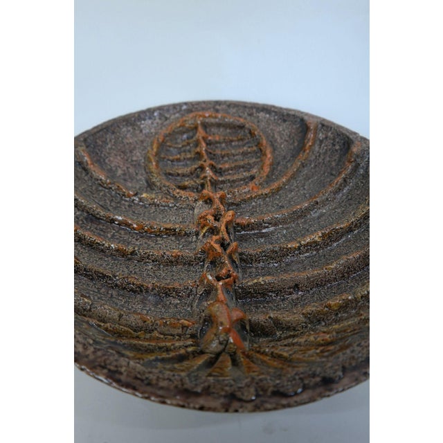 Brown Modernist Ceramic Wall Decor, 1960s For Sale - Image 8 of 9