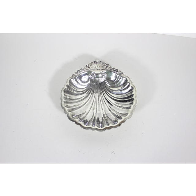 1950s Vintage Silver Clam Shell Bowl With Feet Sheffield Reproduction For Sale - Image 5 of 12