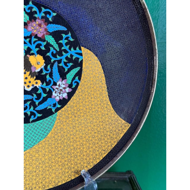 Rare Meiji Period Japanese Cloisonne Charger With Shishi, Circa 1880 For Sale - Image 4 of 9