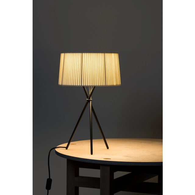 Not Yet Made - Made To Order Natural Trípode M3 Table Lamp by Santa & Cole For Sale - Image 5 of 8