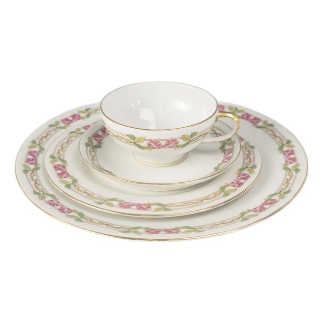w.m. Guerin Limoges “Rose & Stem” 4-Piece Place Setting, Hand-Gilded French Porcelain Circa 1900–1930 For Sale