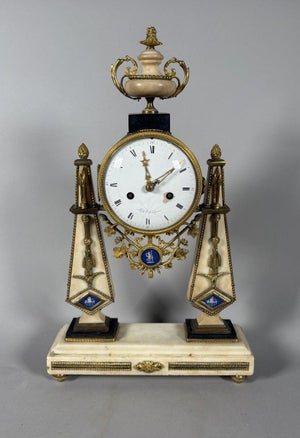 Louis XVI period portico clock, white marble and Wedgwood porcelain, 18th century