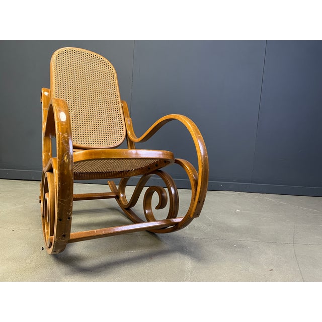 Vintage Rocking Chair in the style of Thonet, 1960s For Sale - Image 4 of 11