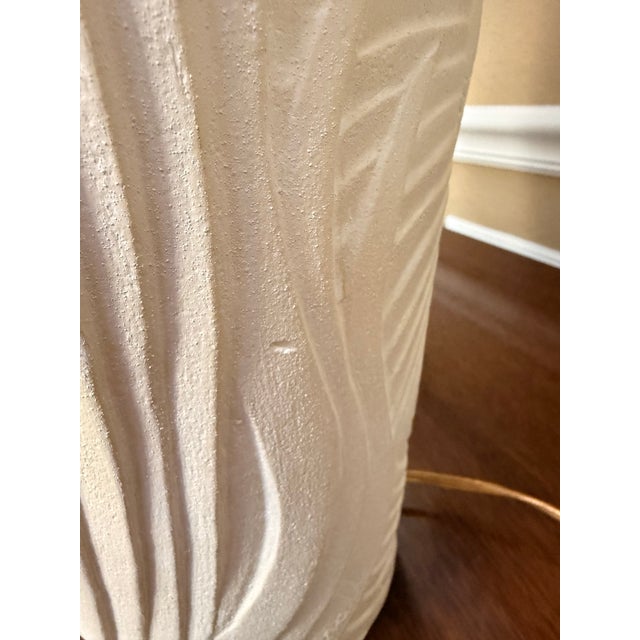 White 1970s Dayle Rushall Palm Beach Plaster-Style Ceramic Heron Table Lamp For Sale - Image 8 of 12