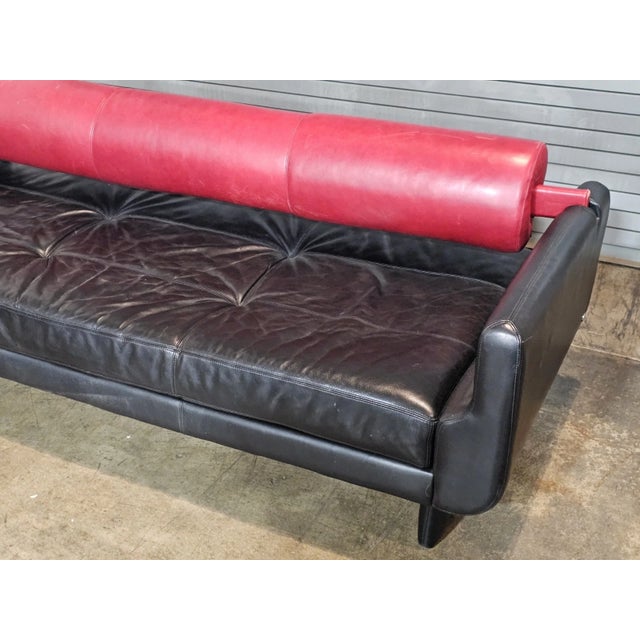 American Leather Late 20th Century Vladimir Kagan Matinee Sofa American Leather Red and Black For Sale - Image 4 of 14