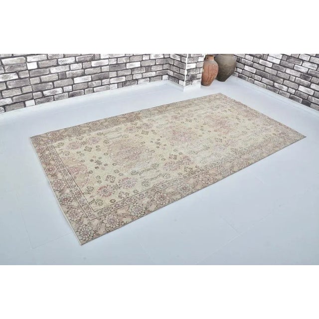 Turkish Oushak Wool Rug, 1960s For Sale - Image 10 of 11