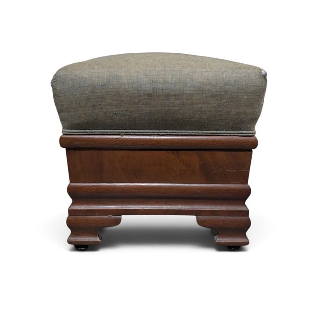 Traditional Early-to-Mid 20th Century Upholstered Wood Storage Ottoman With Hinged Lid For Sale - Image 3 of 17