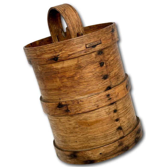 Wood Antique Hand Made Steam Bent Oak Kitchen Pantry Box With Unusual Top Slide Lock Carry Handle For Sale - Image 7 of 18