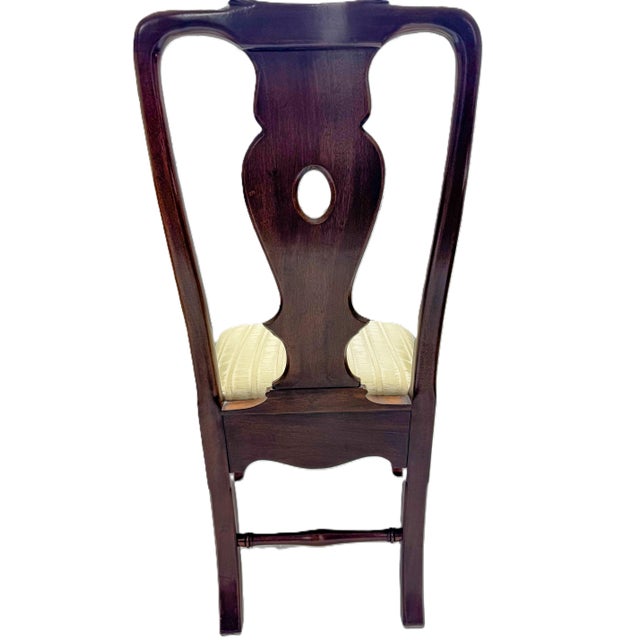 Henredon Aston Court Dining Table With 2 Leaves & 10 Chairs — Mint Condition — 1987 Provenance For Sale - Image 11 of 18