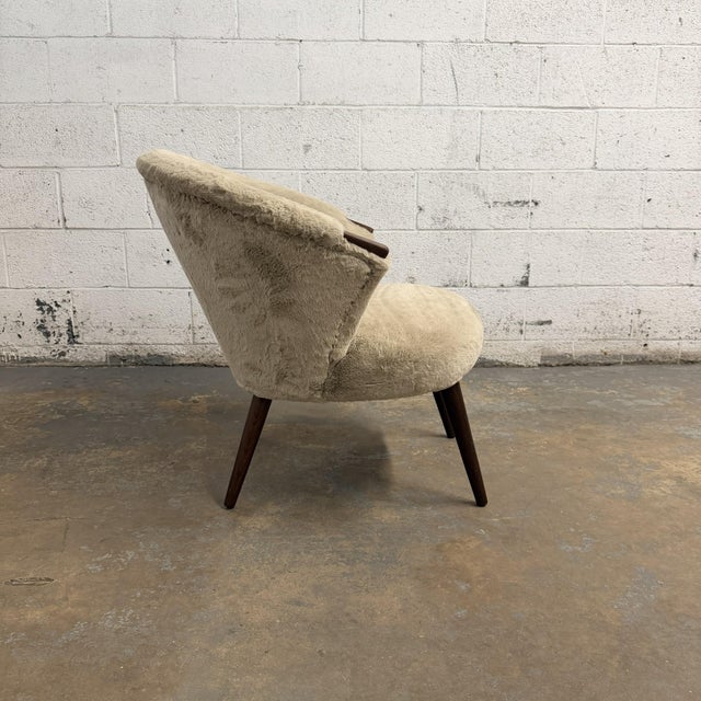 Vintage Danish 1950s Mid-Century Bent Møller Jepsen Attributed Lounge Chair, Beige Fur-Like Upholstery For Sale - Image 15 of 18