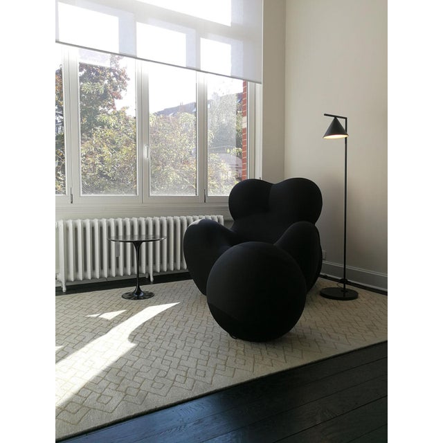 Colour: light grey – light brown Quality Code: KL87X : Tibetan 80 knots, low pile. Wool + silk. Made in Nepal.