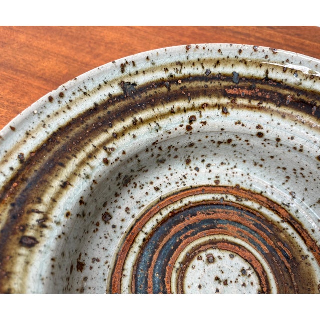 Mid-Century Danish Studio Pottery Bowl attributed to Erik Askholm, 1960s For Sale - Image 5 of 17