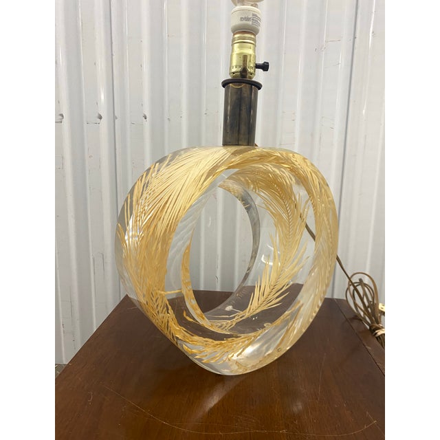 Vintage Lucite Table Lamp . For Sale - Image 4 of 12