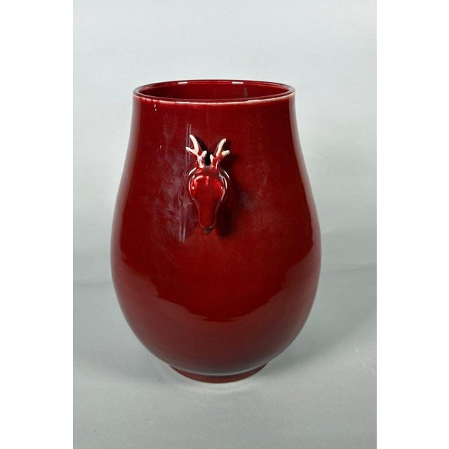 Large red porcelain vase "Oxblood" - Qing dynasty, China. 19th century For Sale - Image 6 of 7