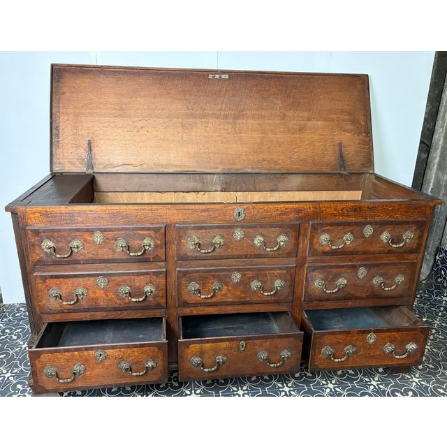 Antique George III Oak Lancashire Mule Chest For Sale - Image 12 of 18
