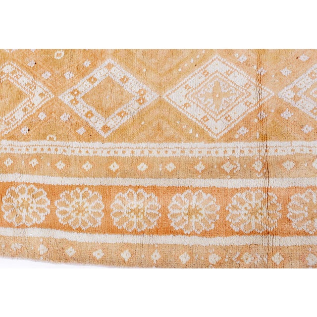 Authentic 1900 Indian Agra Orange Handmade Rug For Sale In New York - Image 6 of 10