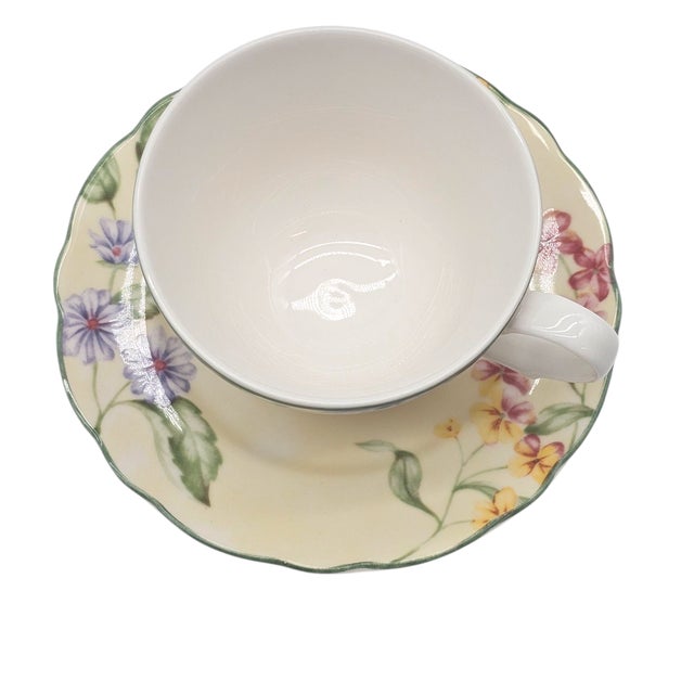 Late 20th Century Jessica McClintock Westbury Court Christina Floral Cups & Saucers, Set of 5 For Sale - Image 9 of 16