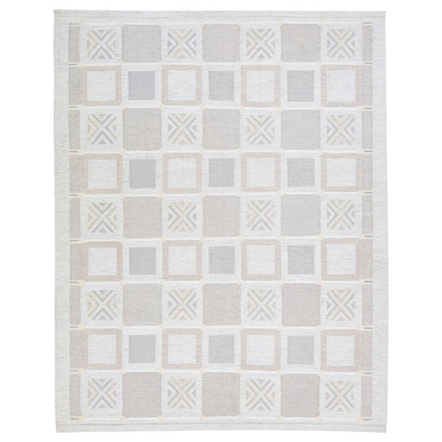 Modern Flatweave Geometric Light Gray Hand-Knotted Wool Rug by Doris Leslie Blau For Sale
