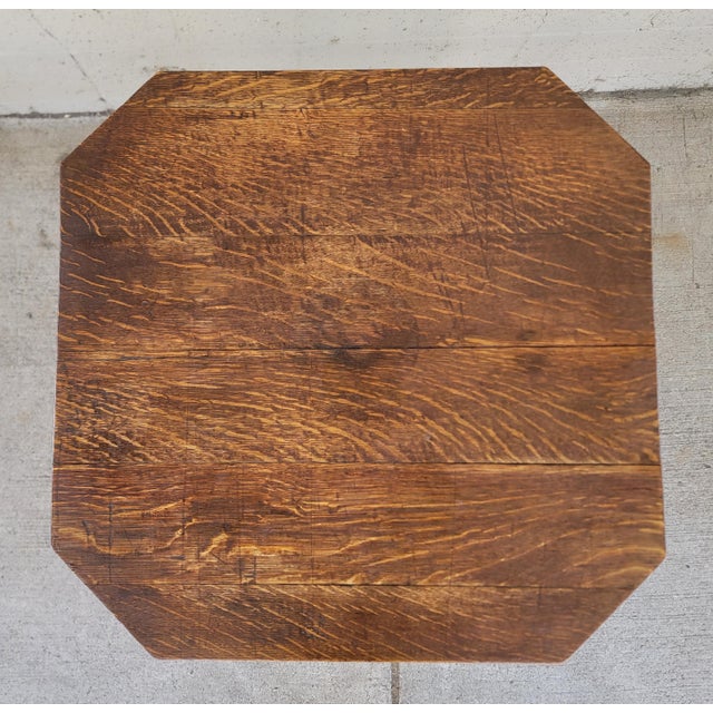 Mission / Arts & Crafts L&jg Stickley Oak Clip-Corner Lamp Table Circa. 1910. For Sale In San Francisco - Image 6 of 14