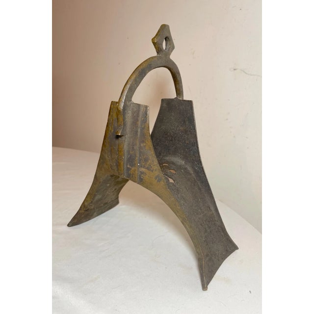 Large Antique 18th Century African Mali Handmade Bronze Riding Horse Stirrup For Sale - Image 4 of 14