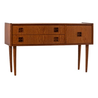 Mid-Century Modern Danish Oak Sideboard, 1960s For Sale