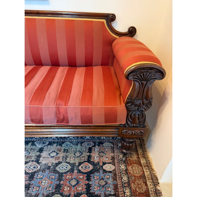 Antique Late Regency William IV Mahogany Settee in Clarence House Wool Stripe For Sale In New York - Image 6 of 13