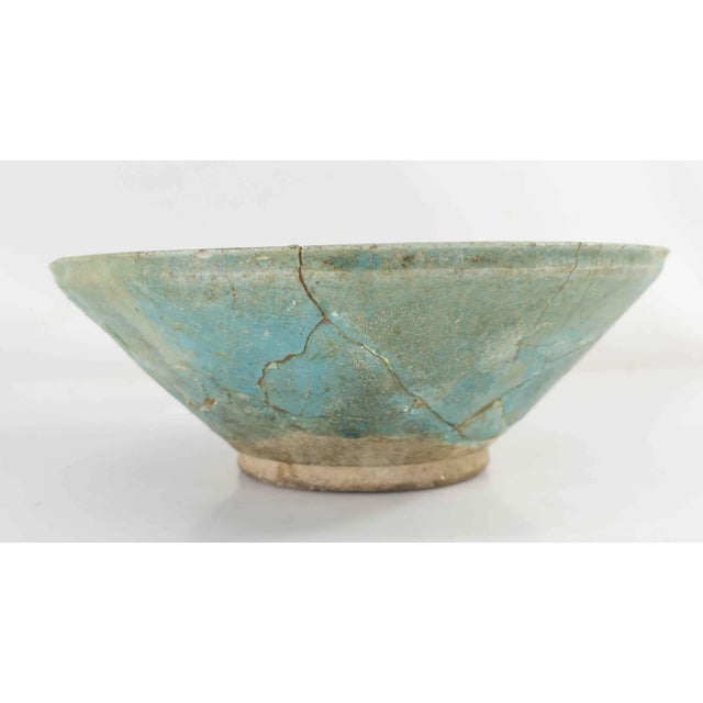 Early Persian Turquoise Green Kashan Bowl For Sale - Image 4 of 13