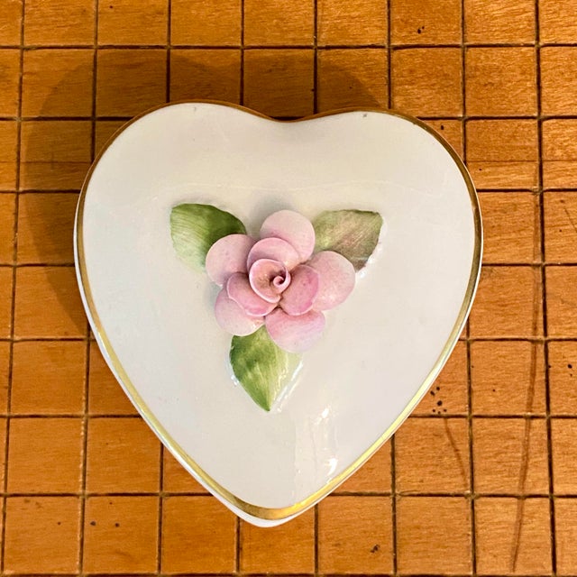 Darling little porcelain box made by Coalport in England.