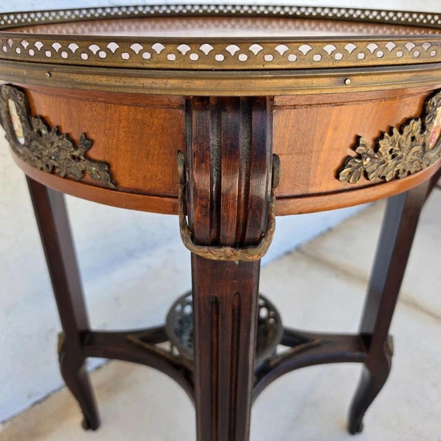 Antique 19th Century Louis XVI Revival Bouillotte Side Center Table For Sale In Miami - Image 6 of 17