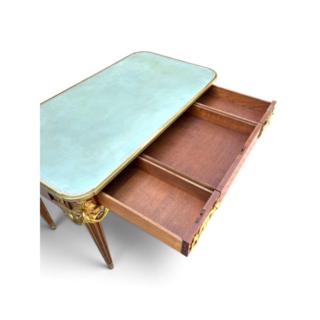 French Louis XVI Marquetry & Gilt-Bronze Bureau Plat Attributed Maison Beurdeley For Sale In Los Angeles - Image 6 of 8