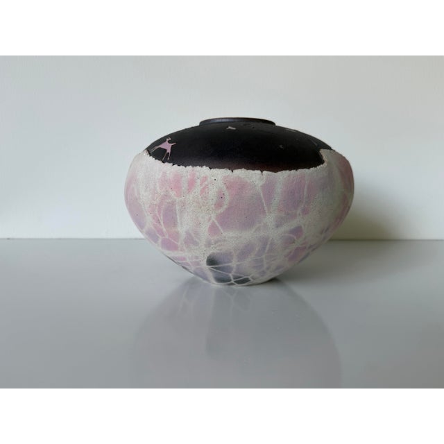 1990's Vintage Native American Studio Pottery Vase – Signed For Sale In Miami - Image 6 of 12