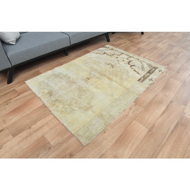1970s 1970s Vintage Handmade Wool Cotton Turkish Beige Runner Rug For Sale - Image 5 of 11