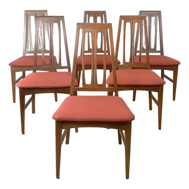 1960s Young Manufacturing Walnut High-Back Dining Chairs – Set of 6 For Sale